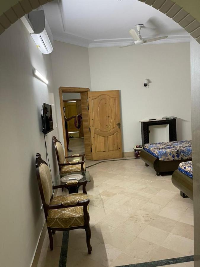 Ivy House Hotel Rawalpindi Ngoại thất bức ảnh